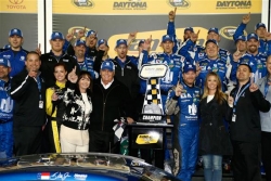 Earnhardt, Busch Win Can-Am Duels at Daytona