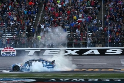 Jimmie Johnson Wins at Texas