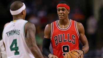 Rajon Rondo is 1 Rebound Away From Triple-Double as Chicago Bulls Humiliate Boston Celtics in TD Garden