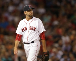 Indians eclipse Red Sox 5-4 in walk-off fashion